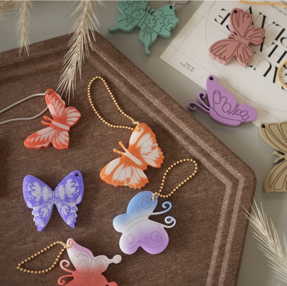Butterfly 3 keychain and jewelry mould - Image 2