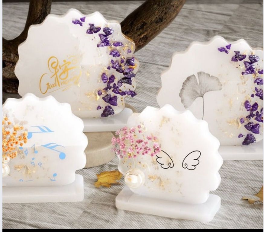 6 Cavities Small Elegant Photo Frame Mould - Image 2